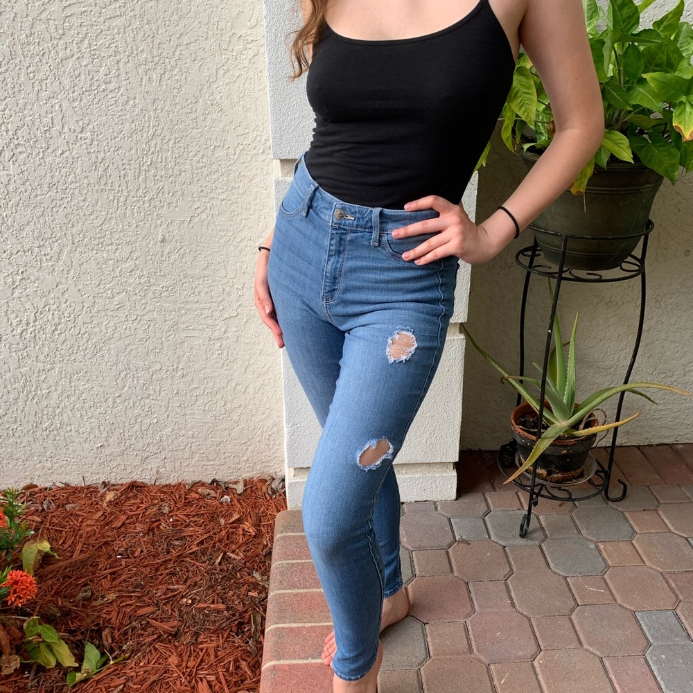 High rise hollister skinny jeans